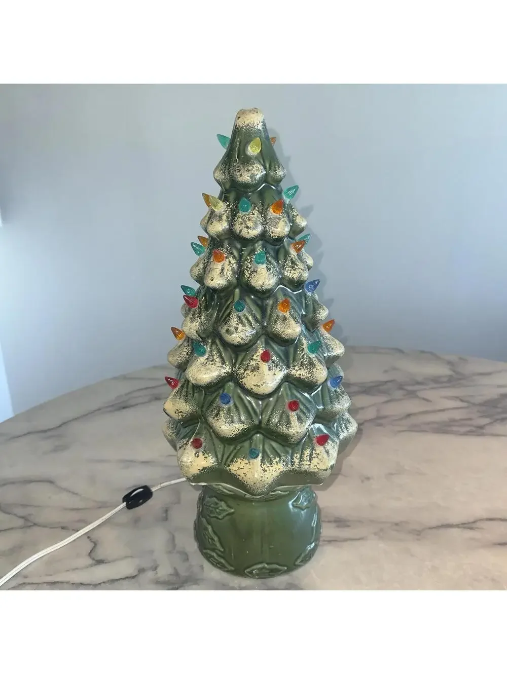 Ceramic Christmas Tree Lamp Lighted Pinecone Multi Pegs OG Vintage 18